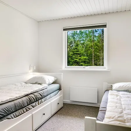 Chiuvana - 1-2km From The Sea By Interhome