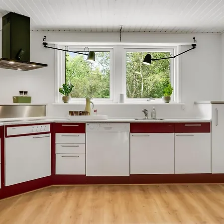 Chiuvana - 1-2km From The Sea By Interhome * Hals