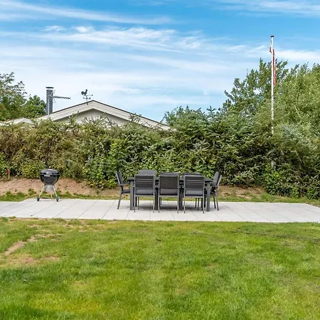 Chiuvana - 1-2km From The Sea By Interhome Hals